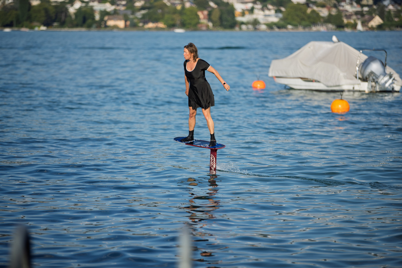 Pumpfoilen auf dem Zürichsee